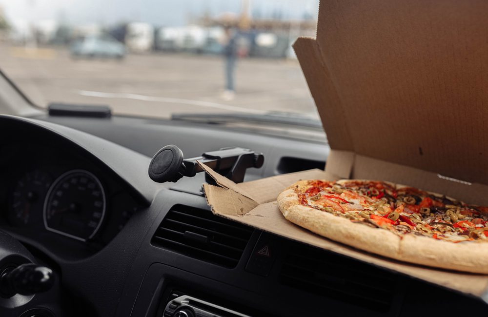 Keep Food Warm With Car Seat Warmers ©Velimir Zeland / Shutterstock.com